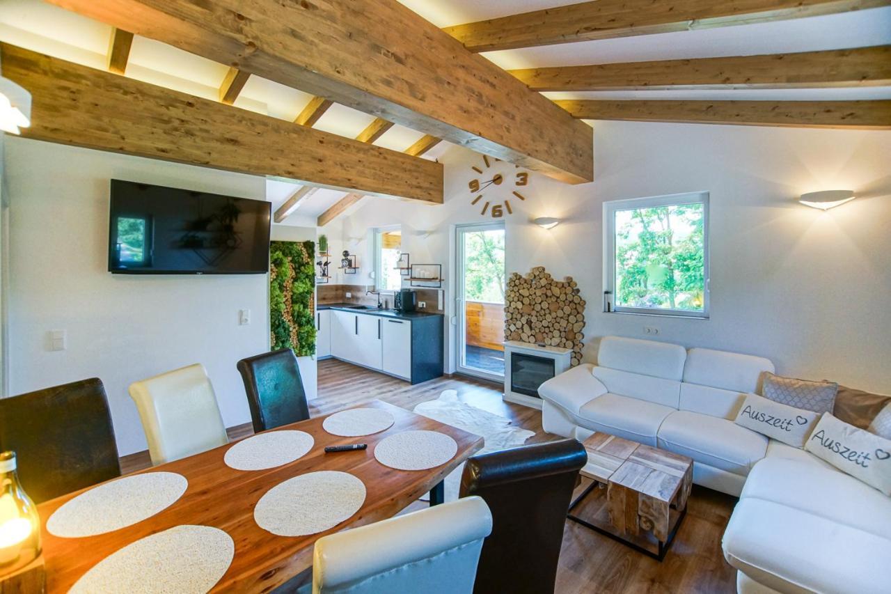 Апартаменти Auszeit Steiraland Penthouse 9 Mit Grossen Balkon Und Parkplatz Леобен Екстер'єр фото